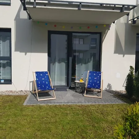 Апартаменты With A Garden Near Port In Гдыня